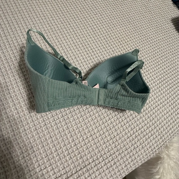 Victoria's Secret Sage Bra - Picture 3 of 5